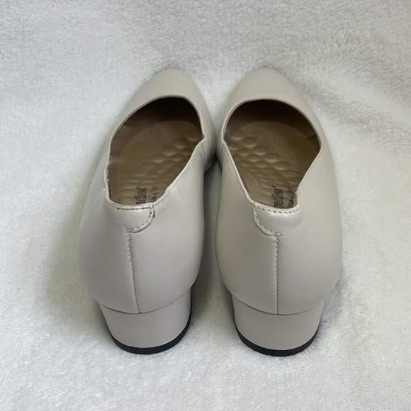 Walking Cradles Women’s Heels Size 7.5N - Picture 4 of 8